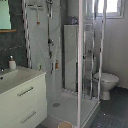 Tiny House Neuve, Confortable Et Parking Gratuit شقة بواتييه